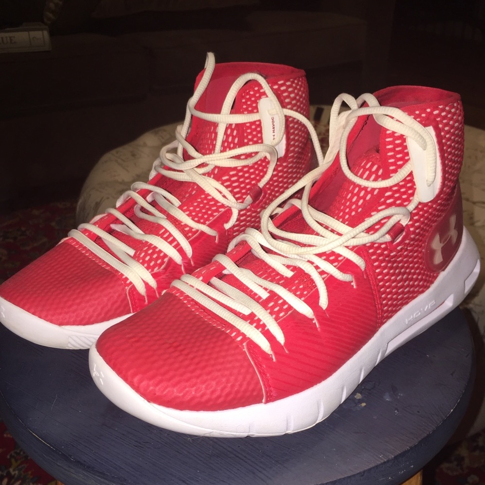 Under Armour Men's Team Drive 4 Basketball Shoe